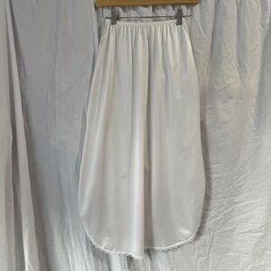 Warner's vintage white slip skirt